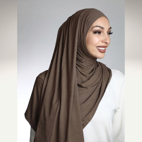 grace-collection-shawl-scarf-hijab-coffee-brown-on-model-3